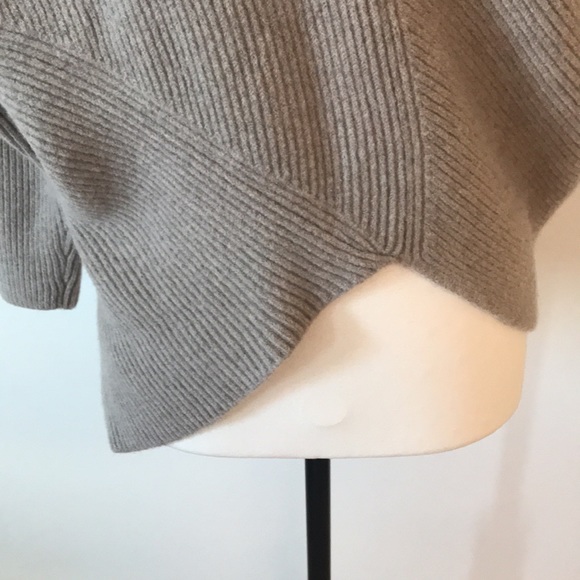 Wool Stella McCartney Asymmetric Sweater  ✨ - Picture 7 of 16